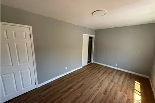 233 E 105th, Los Angeles, CA 90003 - Photo 5