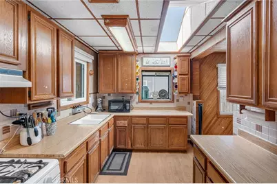 4254 Stevely, Lakewood, CA 90713 - Photo 9