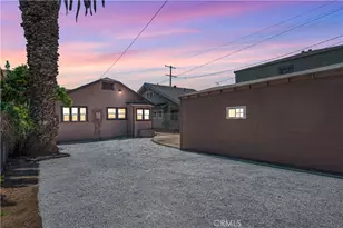 941 W 55th St, Los Angeles, CA 90037 - Photo 3