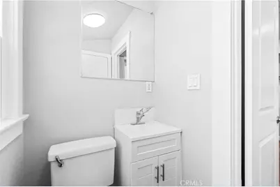 941 W 55th Street, Los Angeles, CA 90037 - Photo 21
