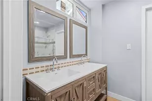 941 W 55th St, Los Angeles, CA 90037 - Photo 23