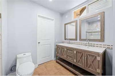 941 W 55th Street, Los Angeles, CA 90037 - Photo 25