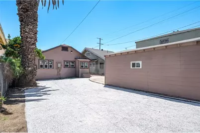 941 W 55th Street, Los Angeles, CA 90037 - Photo 31