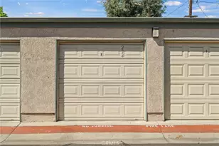 3525 W Greentree Cir, Anaheim, CA 92804 - Photo 19