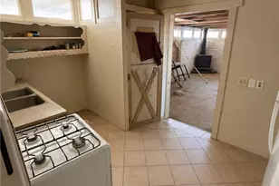 1082 S Santa Fe St, Hemet, CA 92543 - Photo 7