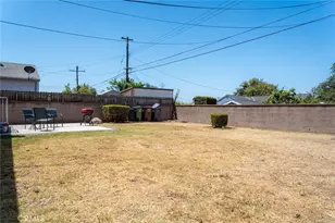 727 S Caswell, Compton, CA 90220 - Photo 33