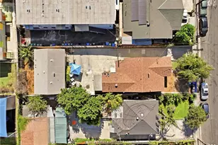 652 W 87th, Los Angeles, CA 90044 - Photo 3
