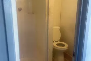 652 W 87th, Los Angeles, CA 90044 - Photo 31