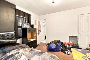 652 W 87th, Los Angeles, CA 90044 - Photo 23