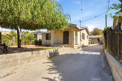 652 W 87th, Los Angeles, CA 90044 - Photo 1