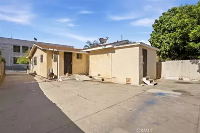 652 W 87th, Los Angeles, CA 90044 - Photo 41