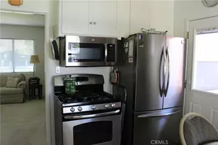 7753 Adwen St, Downey, CA 90241 - Photo 13
