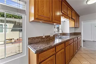 10031 San Antonio, South Gate, CA 90280 - Photo 11