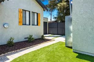1132 W 56th, Los Angeles, CA 90037 - Photo 39