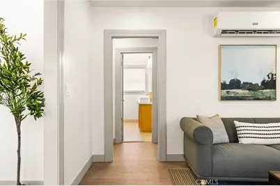 1132 W 56th, Los Angeles, CA 90037 - Photo 13