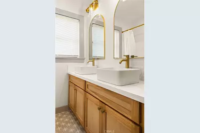 1132 W 56th, Los Angeles, CA 90037 - Photo 15