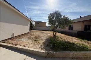 1028 S Gage, Los Angeles, CA 90023 - Photo 15