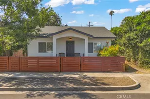 1162 39th Pl, Los Angeles, CA 90037 - Photo 1