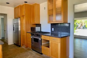 8144 Valdina, Downey, CA 90240 - Photo 15