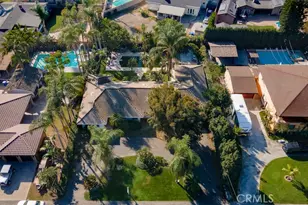 8144 Valdina, Downey, CA 90240 - Photo 39