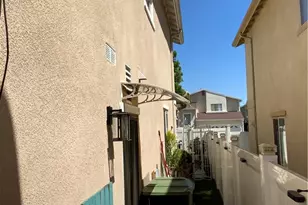 12438 Sonoma, Pacoima, CA 91331 - Photo 19