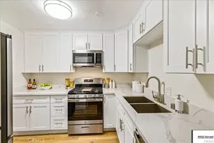 9950 Durant Dr, Beverly Hills, CA 90212 - Photo 3