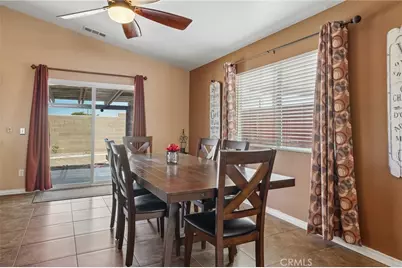 14375 Caroline, Adelanto, CA 92301 - Photo 17