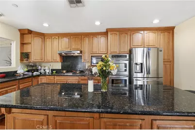 6545 Dos Rios Rd, Downey, CA 90240 - Photo 9