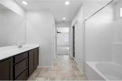 12978 Oakwood Street, Victorville, CA 92392 - Photo 27