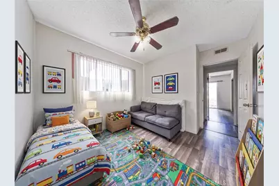 915 E 41st, Los Angeles, CA 90011 - Photo 29