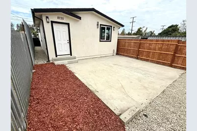 8735 Beach, Los Angeles, CA 90002 - Photo 1