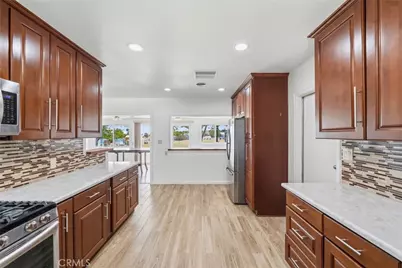 7425 Joshua View, Yucca Valley, CA 92284 - Photo 13