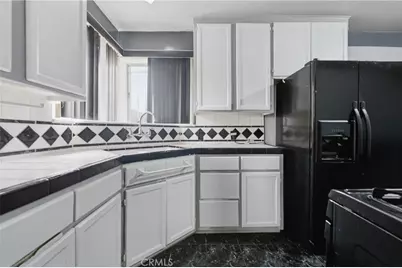 2412 W Tichenor Street, Compton, CA 90220 - Photo 9