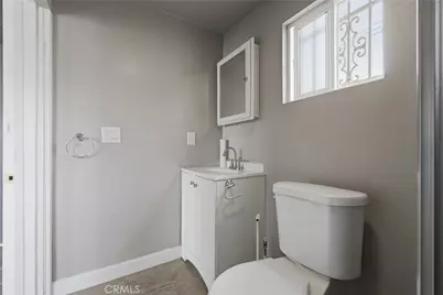 2412 W Tichenor Street, Compton, CA 90220 - Photo 27