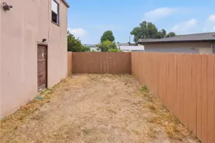 428 E Oaks, Compton, CA 90221 - Photo 7