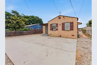 428 E Oaks, Compton, CA 90221 - Photo 5