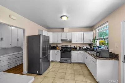 219 E Bort Street, Long Beach, CA 90805 - Photo 9