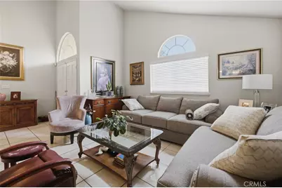 18083 San Jacinto, Fontana, CA 92336 - Photo 5