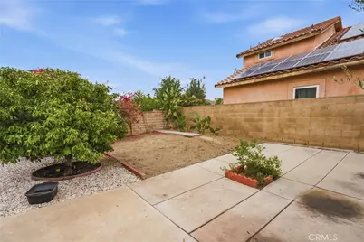 18083 San Jacinto, Fontana, CA 92336 - Photo 21