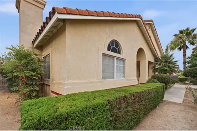 18083 San Jacinto, Fontana, CA 92336 - Photo 3
