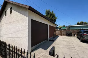 5952 Priory, Bell Gardens, CA 90201 - Photo 31