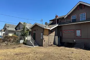 1749 W 49th, Los Angeles, CA 90062 - Photo 23
