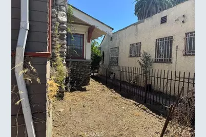 1749 W 49th, Los Angeles, CA 90062 - Photo 27