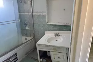1749 W 49th, Los Angeles, CA 90062 - Photo 11