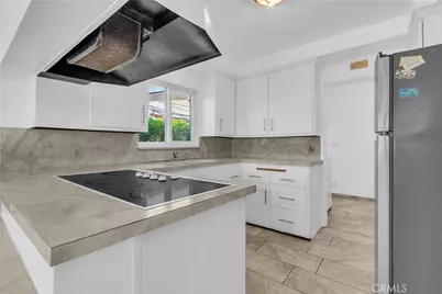3618 S Cabrillo Avenue, San Pedro, CA 90731 - Photo 23