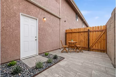 10128 Walnut #E, Bellflower, CA 90706 - Photo 25