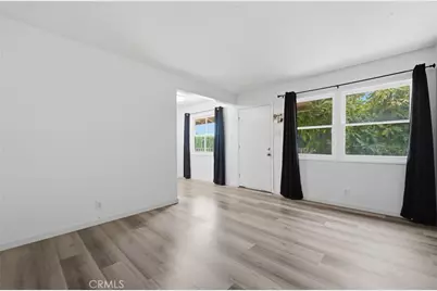 10128 Walnut #E, Bellflower, CA 90706 - Photo 7