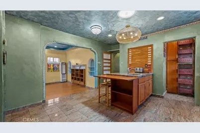 9501 Baird Ave, Los Angeles, CA 90002 - Photo 7