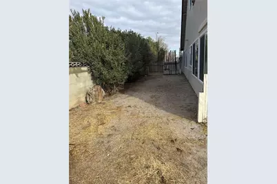 44531 Gillan Avenue, Lancaster, CA 93535 - Photo 35