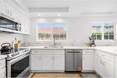 19518 Thornlake Avenue, Cerritos, CA 90703 - Photo 17